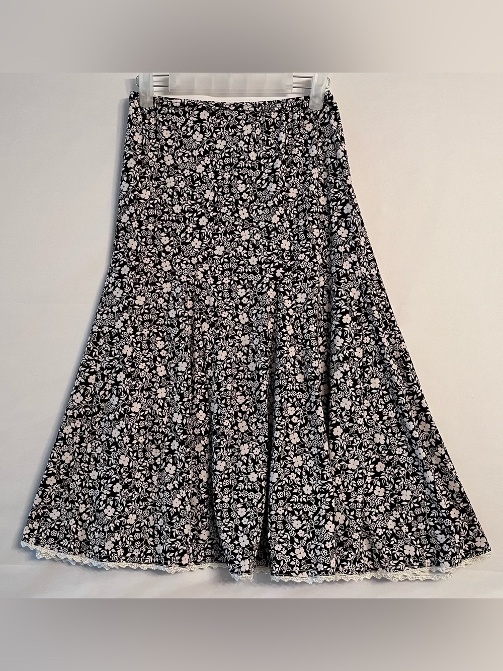 Coquette Floral Ditsy Print Midi Skirt with Crochet Hem